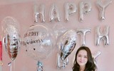 [ẢNH] Nhan sắc xinh đẹp và gia thế 